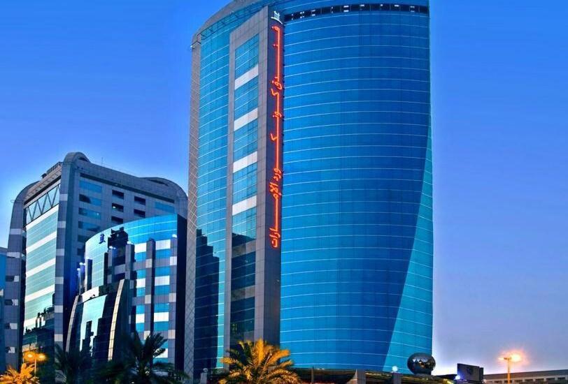 Royal Concorde Hotel & Suite Дубай Екстериор снимка